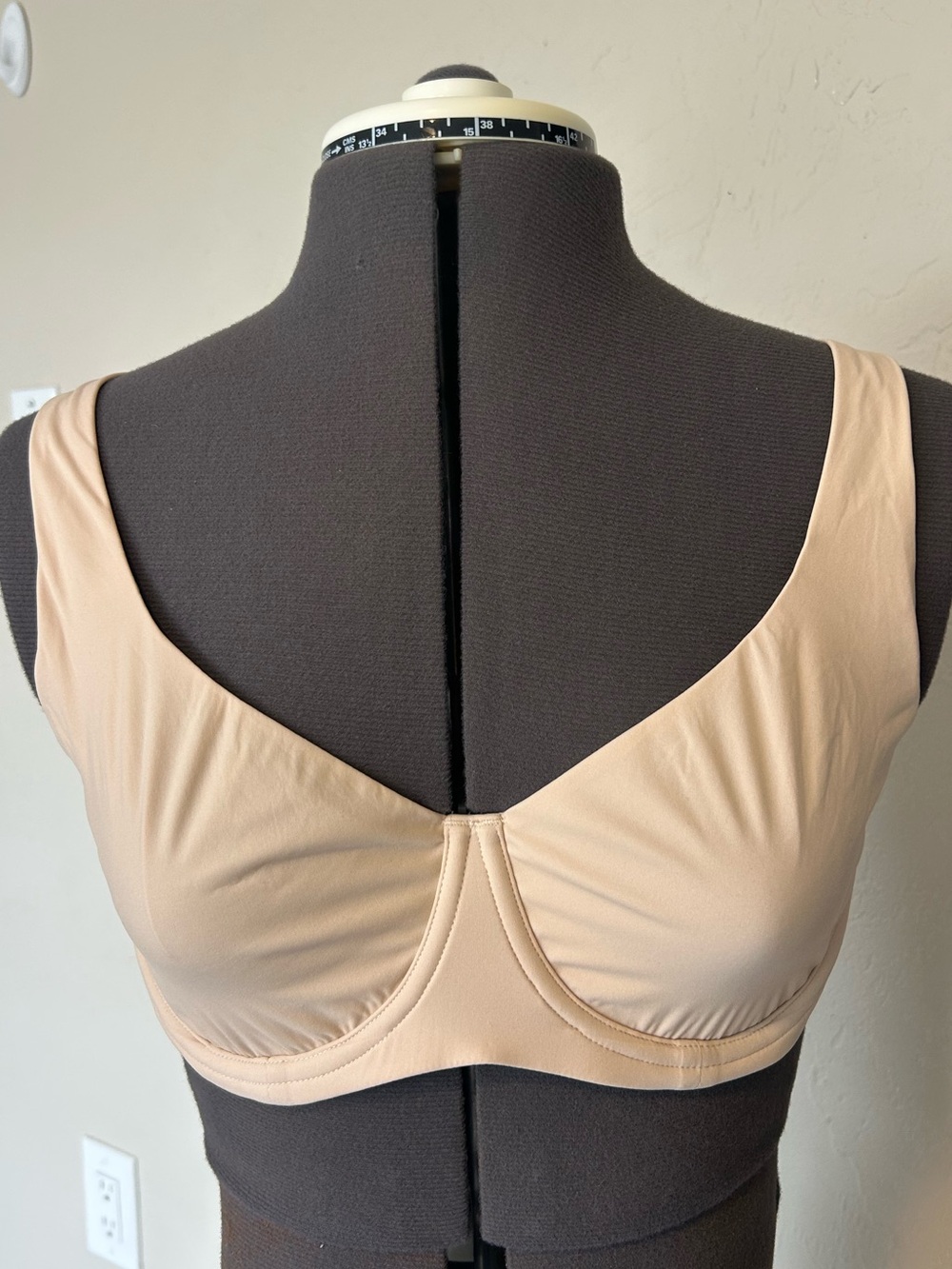 DOBREVA Balconette Underwire Bra Beige 38C Hook & Eye Back Closure F207 (1963)